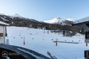 LES CHENEVERS Lanslevillard